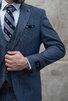Pánský oblek Raul – detail přední části obleku a kapsy