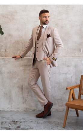 Béžový lněný pánský oblek s vestou, model Bastien