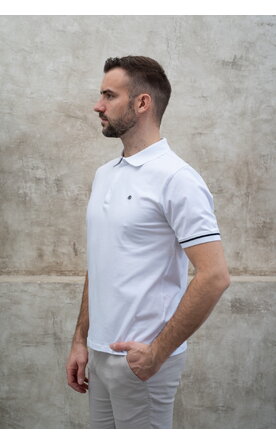 Bílé polo tričko se zipem