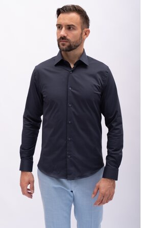 Tmavě modrá pánská košile Slim Fit
